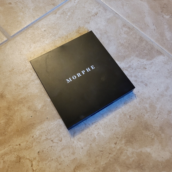 Morphe Eyeshadow Palette - Picture 1 of 2